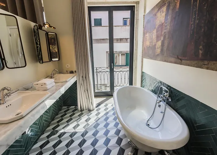 Santa Tecla - Safira